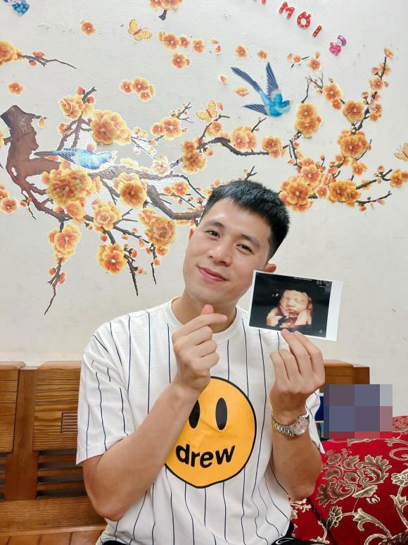 Vợ chưa cưới Đình Trọng lần đầu khoe ảnh bầu vượt mặt-3