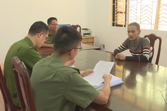 Bắt giữ đối tượng chuyên lừa góp tiền công đức, chiếm đoạt hơn 2 tỉ đồng