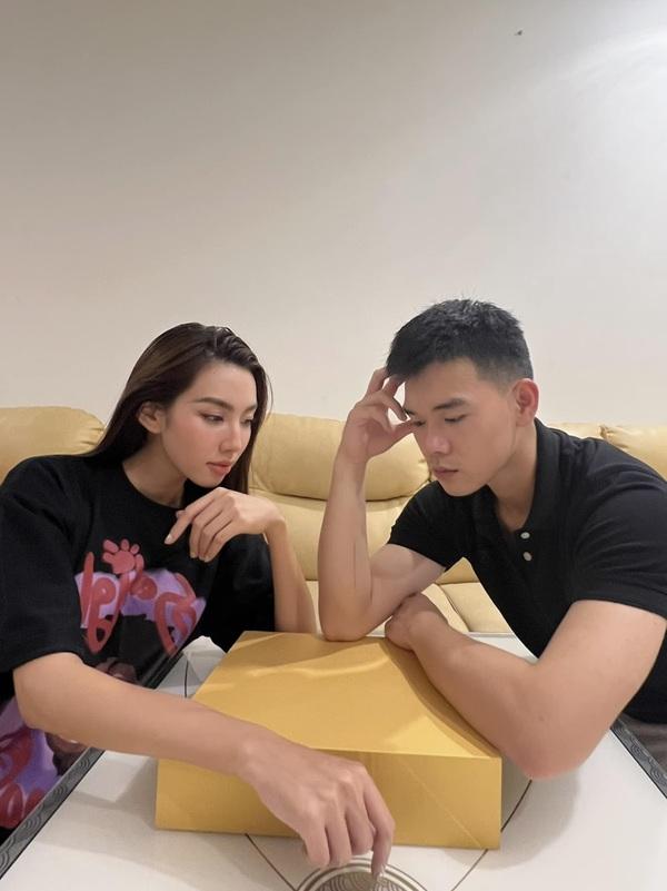 Đoàn Di Băng đu trend bàn cờ thế kỷ, đọc status biết lắm tiền-3