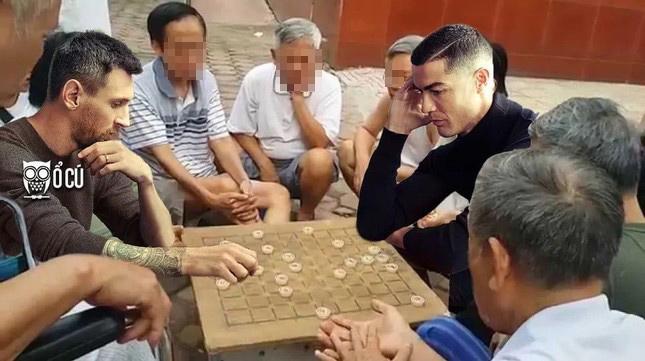 Đoàn Di Băng đu trend bàn cờ thế kỷ, đọc status biết lắm tiền-6