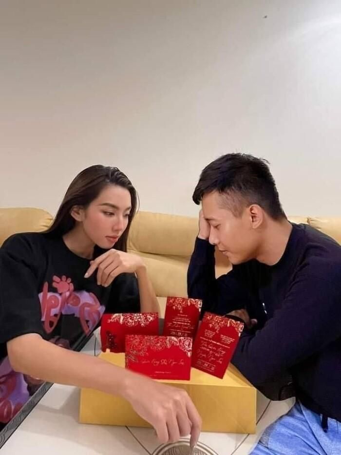 Thùy Tiên nhờ dân tình chỉnh ảnh và cái kết cười ra nước mắt-1