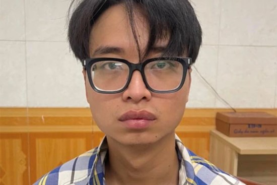 Làm ăn thua lỗ, thanh niên thuê hàng loạt máy ảnh rồi mang đi 'cắm'