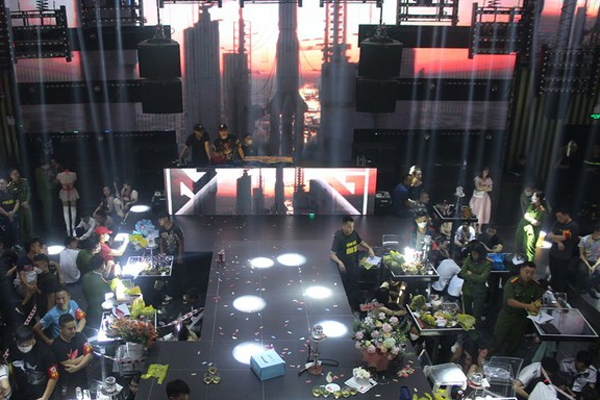 Hải Phòng: Xem xét thu hồi giấy phép hoạt động của vũ trường Hoàng Gia-2