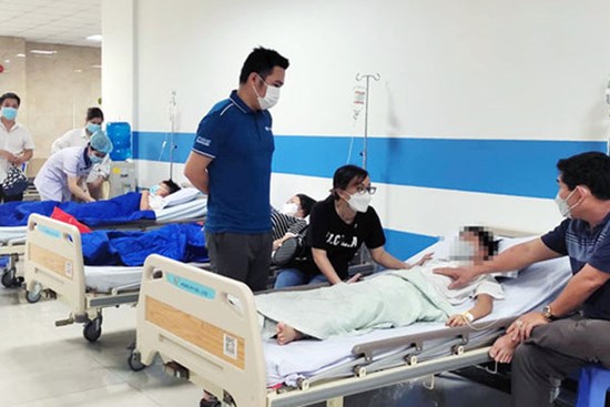 Bộ Y tế cử chuyên gia chống độc vào Nha Trang xử trí vụ hàng trăm học sinh ngộ độc