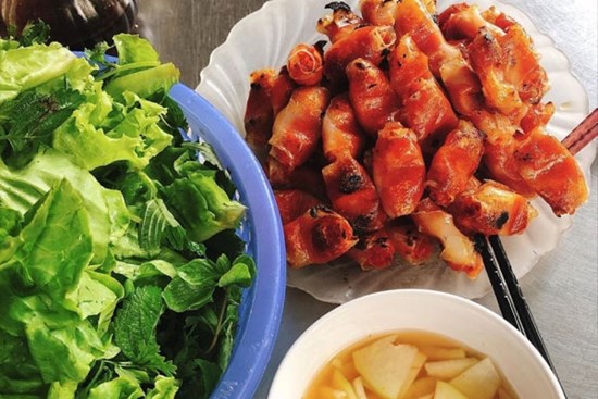 Ngất ngây vị thơm giòn của đặc sản chả tôm - món ngon khó cưỡng ở xứ Thanh