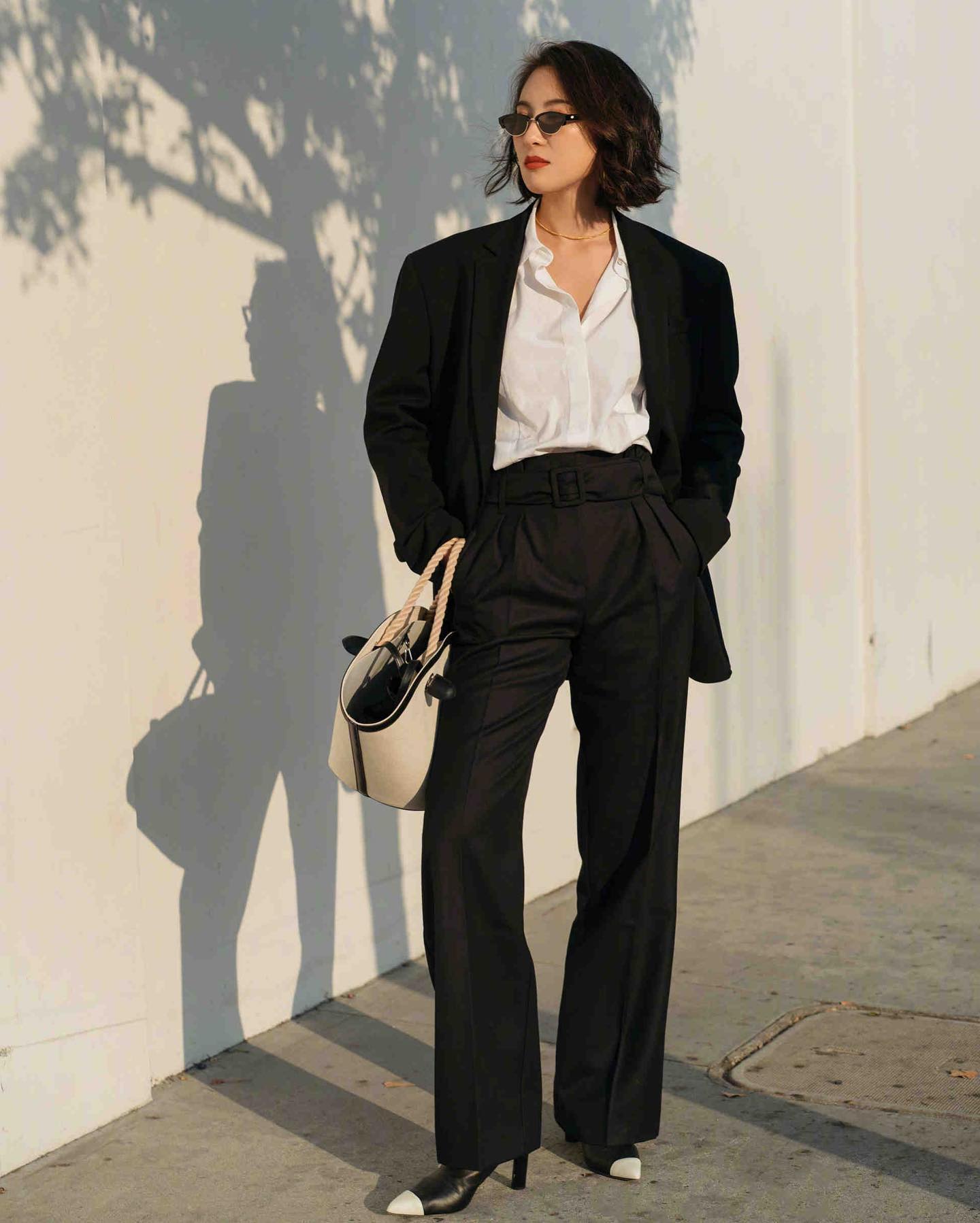 6 món thời trang nên sắm để mặc đẹp từ giờ đến Tết 2023-3