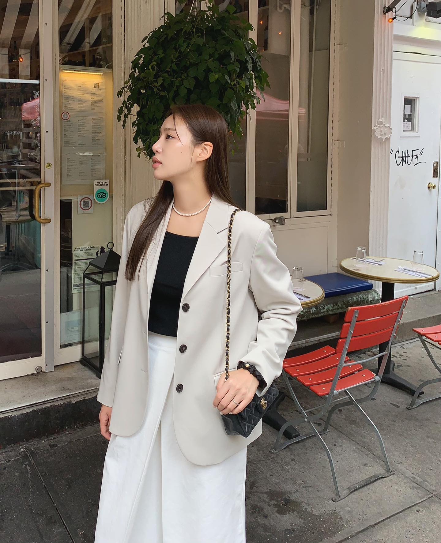 6 món thời trang nên sắm để mặc đẹp từ giờ đến Tết 2023-11