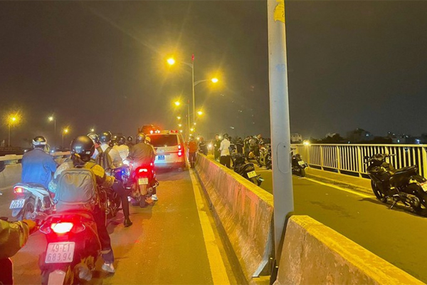 Chồng truy sát, chém vợ tử vong trên đường giữa đêm tại Bắc Giang-4