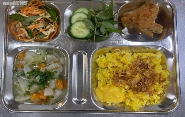 Bữa ăn khiến hơn 600 học sinh trường Ischool Nha Trang ngộ độc-2