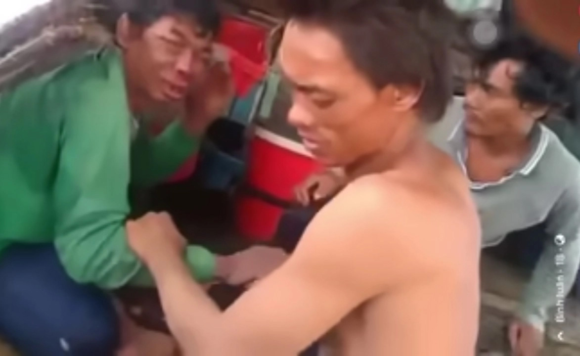 Bắt khẩn cấp 3 đối tượng hành hạ dã man ngư dân-1