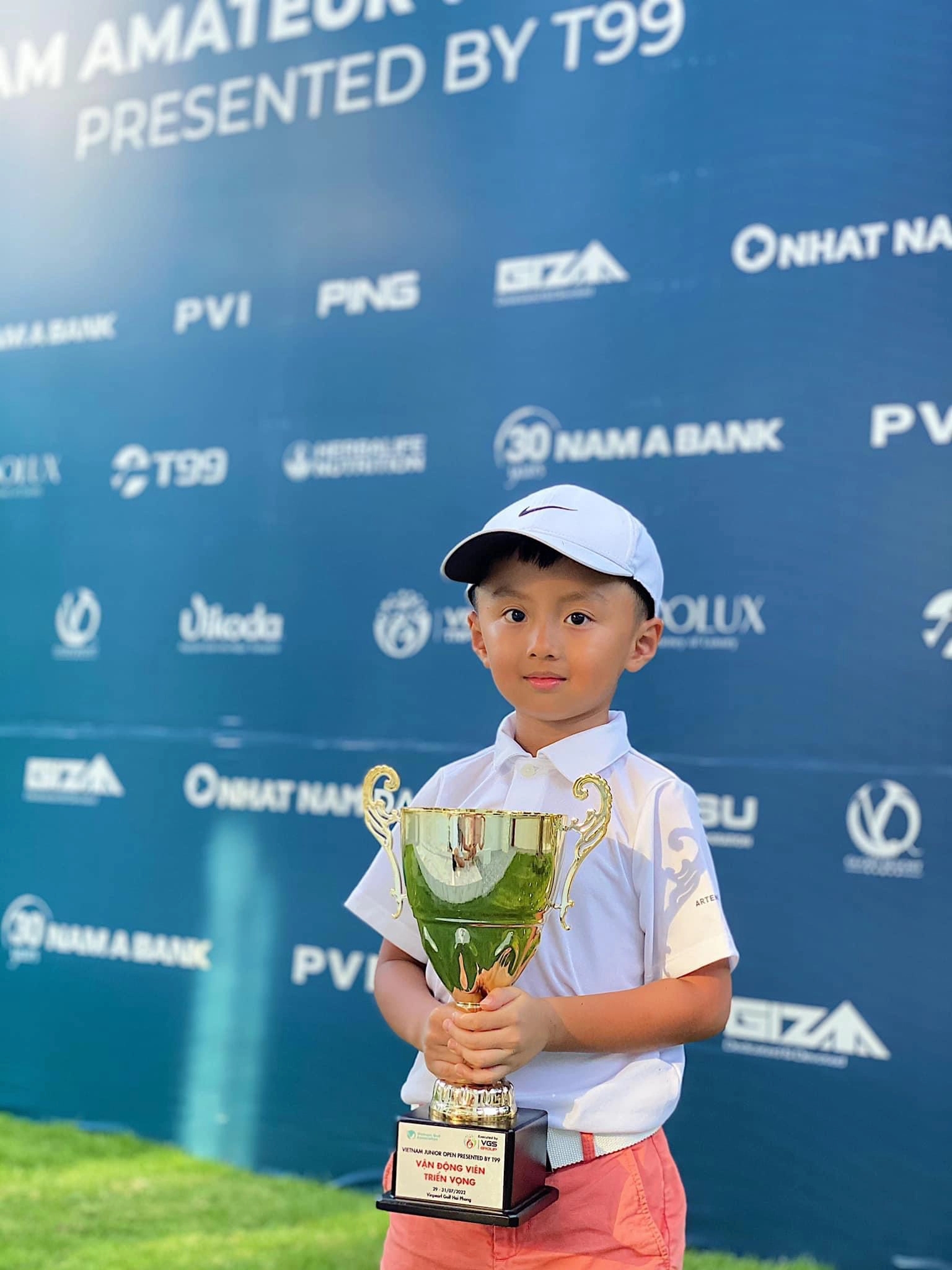 Con trai lọt top 10 Siêu tài năng nhí, bà mẹ ở Hà Nội bật mí 3 bí quyết giúp con thông minh, tự tin-2