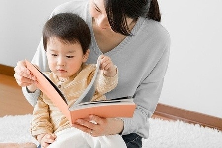 Trẻ hơn 1 tuổi chưa biết nói, bà nội sồn sồn đòi đi cắt thắng lưỡi, nghe bác sĩ nói mới lặng người-3