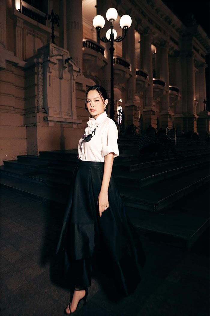 Phạm Quỳnh Anh khoe dáng nóng bỏng sau 4 tháng sinh con thứ ba-7