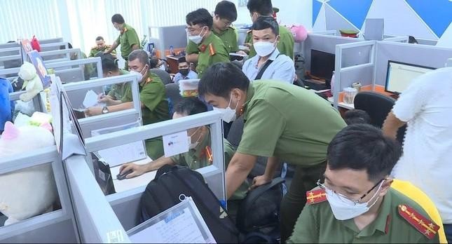 Vụ công ty tài chính chuyên ghép ảnh nóng để đòi nợ: Khám xét trụ sở ở Quảng Nam-3