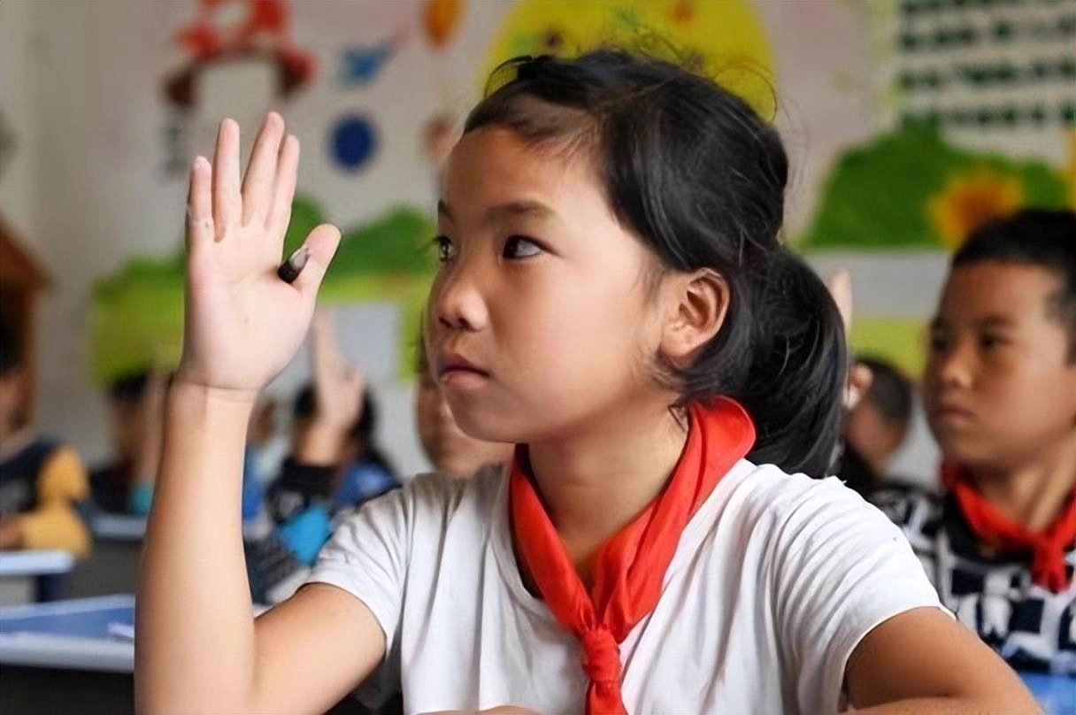 Nếu trẻ Tiểu học có 2 hành vi sau khi thức dậy thì xin chúc mừng cha mẹ: Con bạn rất có triển vọng!-2