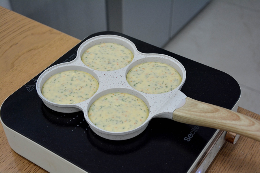 Bánh trứng kẹp phô mai thơm nức ăn sáng vừa ngon vừa lạ miệng-5