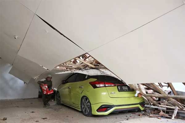 Động đất Indonesia: Thương vong lên gần 1.300, báo cáo đau lòng từ 51 trường học-8