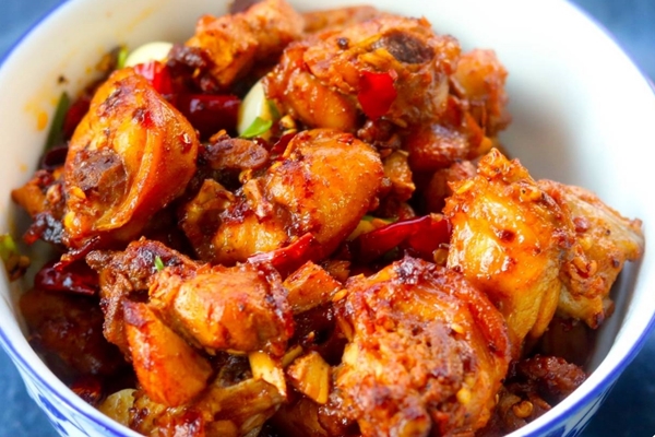 Mách bạn cách làm món bì heo nổ giòn cuộn chả ốc thơm ngon, độc đáo-7