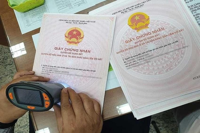 Lưu ý khi mua nhà cửa, xe cộ giá rẻ mùa World Cup-1