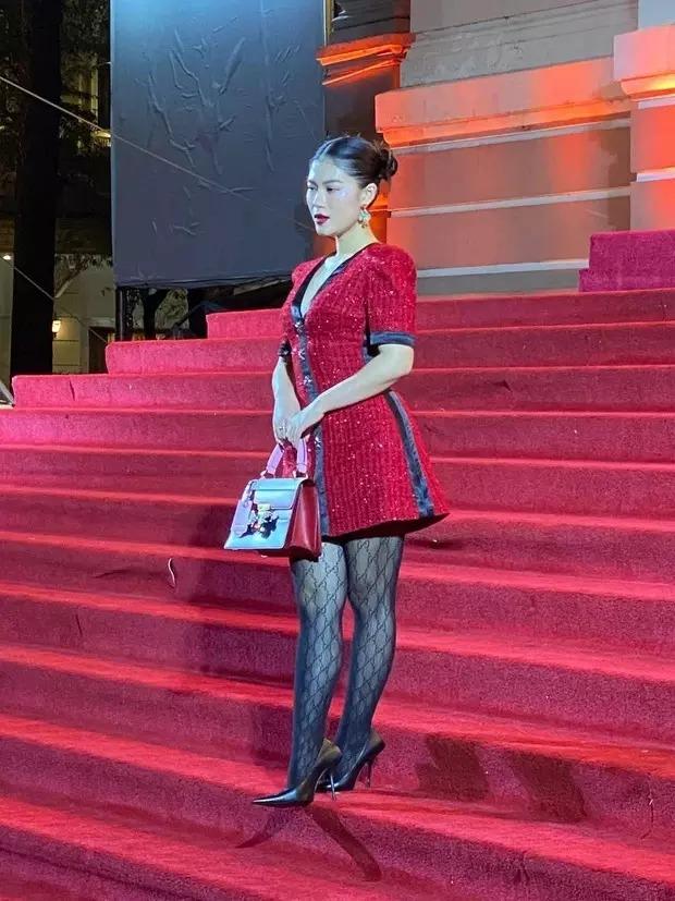 Ngọc Thanh Tâm phát tướng qua cam thường, gu ăn mặc bị chê-11