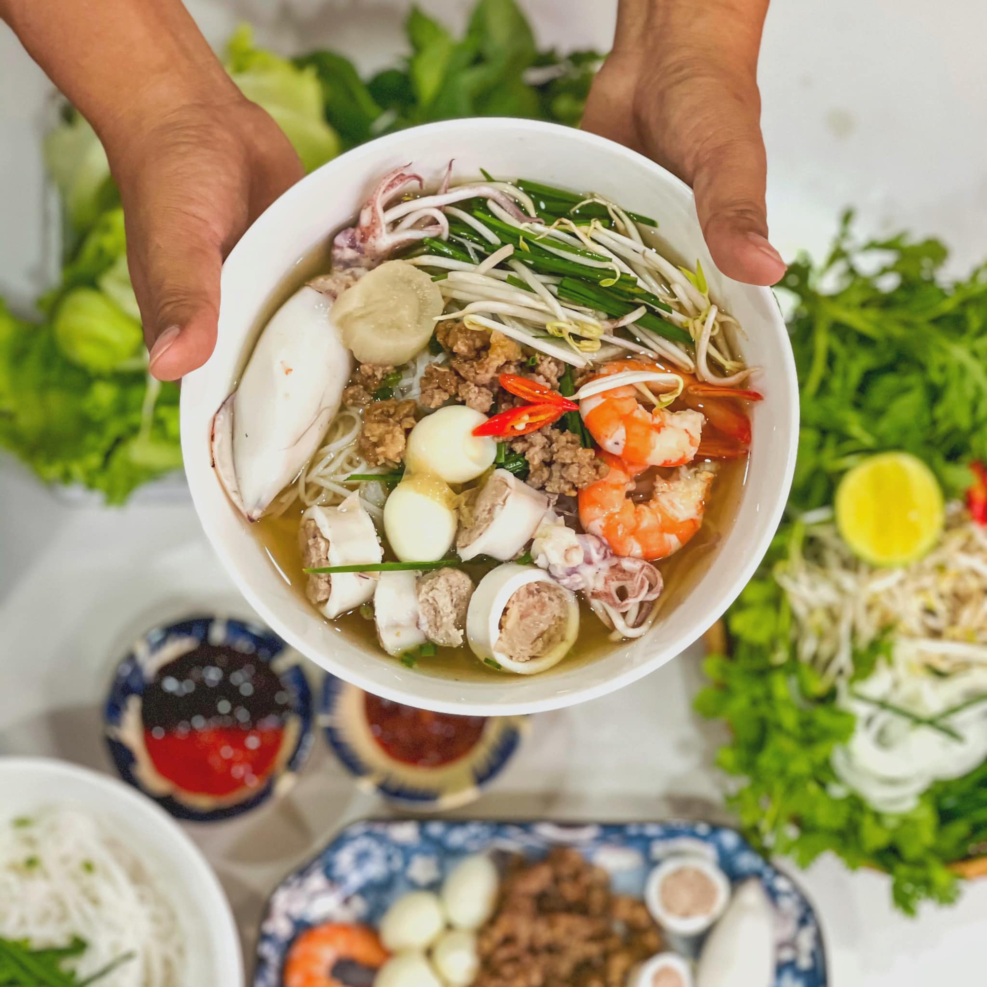 Cách nấu hủ tiếu mực bằng nồi áp suất vừa nhanh vừa ngon-1