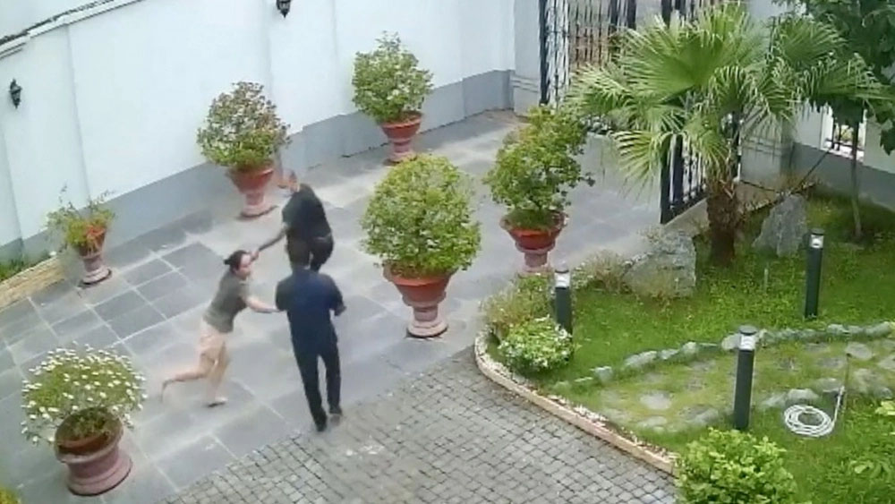 Công an vào cuộc vụ cháu bé 3 tuổi bị nhóm người bế đi ở An Giang-1