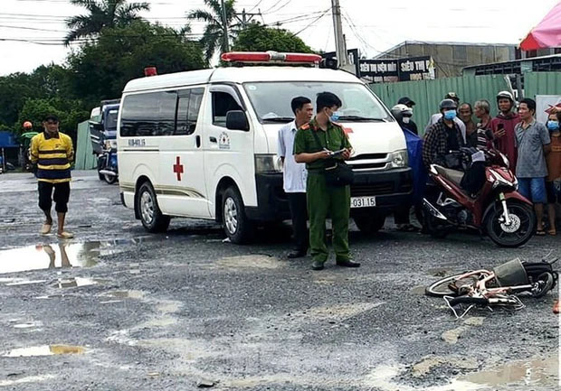 Nữ sinh lớp 9 bị xe tải cán tử vong trên đường về nhà-1