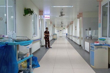 Hà Nội: Bệnh viện tìm người thân cho bệnh nhân 