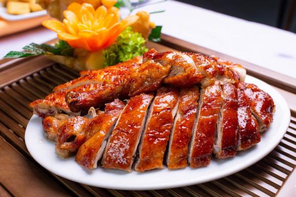 Cách tẩm ướp vịt nướng thơm lừng khơi dậy vị giác trong tiết trời se lạnh, mẹ bận rộn đừng bỏ lỡ!-1