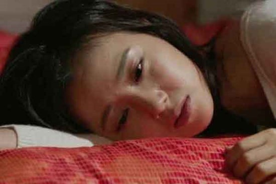 Biết nguồn gốc số tiền mà mẹ chồng cho, tôi điếng lặng cả người