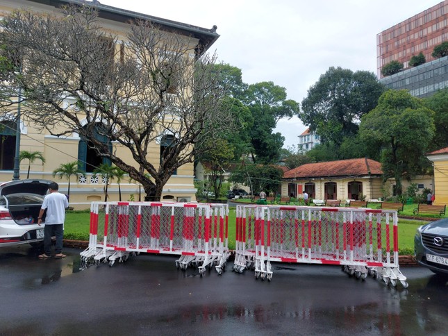 Cận cảnh nơi xét xử vụ dì ghẻ bạo hành bé gái 8 tuổi đến chết-5