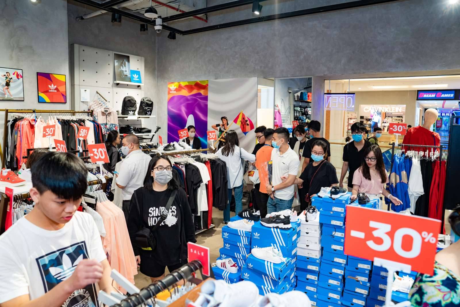 Săn ưu đãi tới 100% tại Vincom Black Friday-2