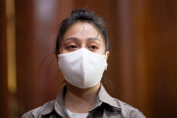 Xét xử vụ dì ghẻ bạo hành bé gái 8 tuổi đến tử vong: Người dân mong bản án thích đáng với kẻ thủ ác-1