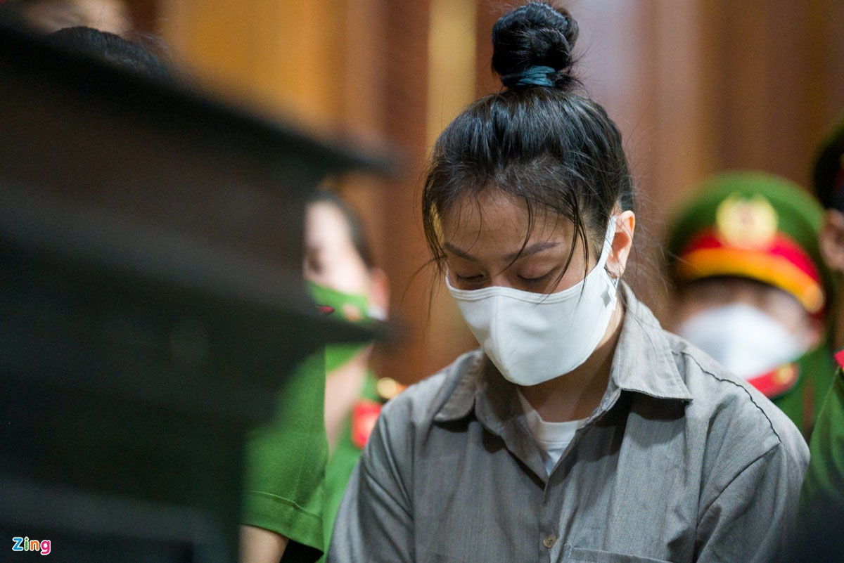 Lời khai gây phẫn nộ của người phụ nữ bạo hành bé gái 8 tuổi ở TP.HCM-1