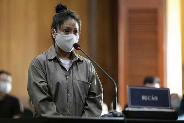 Vụ bé 8 tuổi bị bạo hành đến tử vong: Những góc khuất đau lòng-2