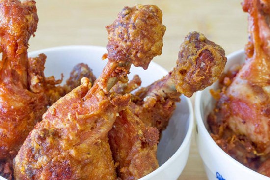 Ăn cực cuốn với món đùi gà chiên kiểu mới, không cần vụn bánh hay bột mì, da giòn thịt mềm cực thơm