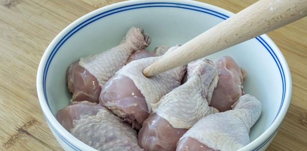 Ăn cực cuốn với món đùi gà chiên kiểu mới, không cần vụn bánh hay bột mì, da giòn thịt mềm cực thơm-2