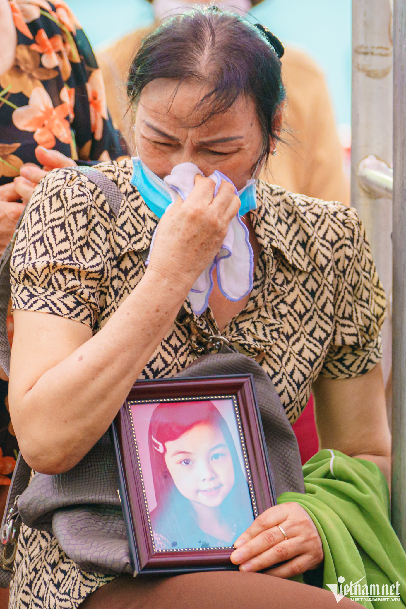 Toàn cảnh phiên tòa xét xử vụ dì ghẻ hành hạ bé 8 tuổi dẫn đến tử vong-12