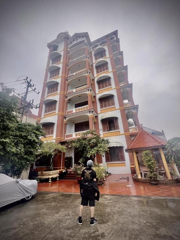 Diễn viên Trọng Hưng tậu xe mới, khoe cơ ngơi hoành tráng ở quê hậu ồn ào ly hôn giảng viên Âu Hà My-3