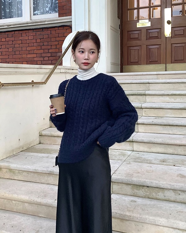 5 mẫu áo len theo phong cách tối giản, ai mặc cũng đẹp-4