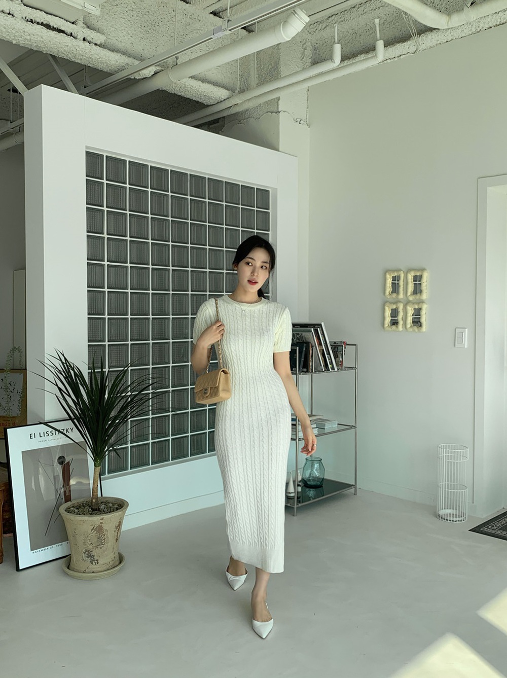 5 mẫu váy liền nên sắm để trông thật nổi bật dịp Tết 2023-10