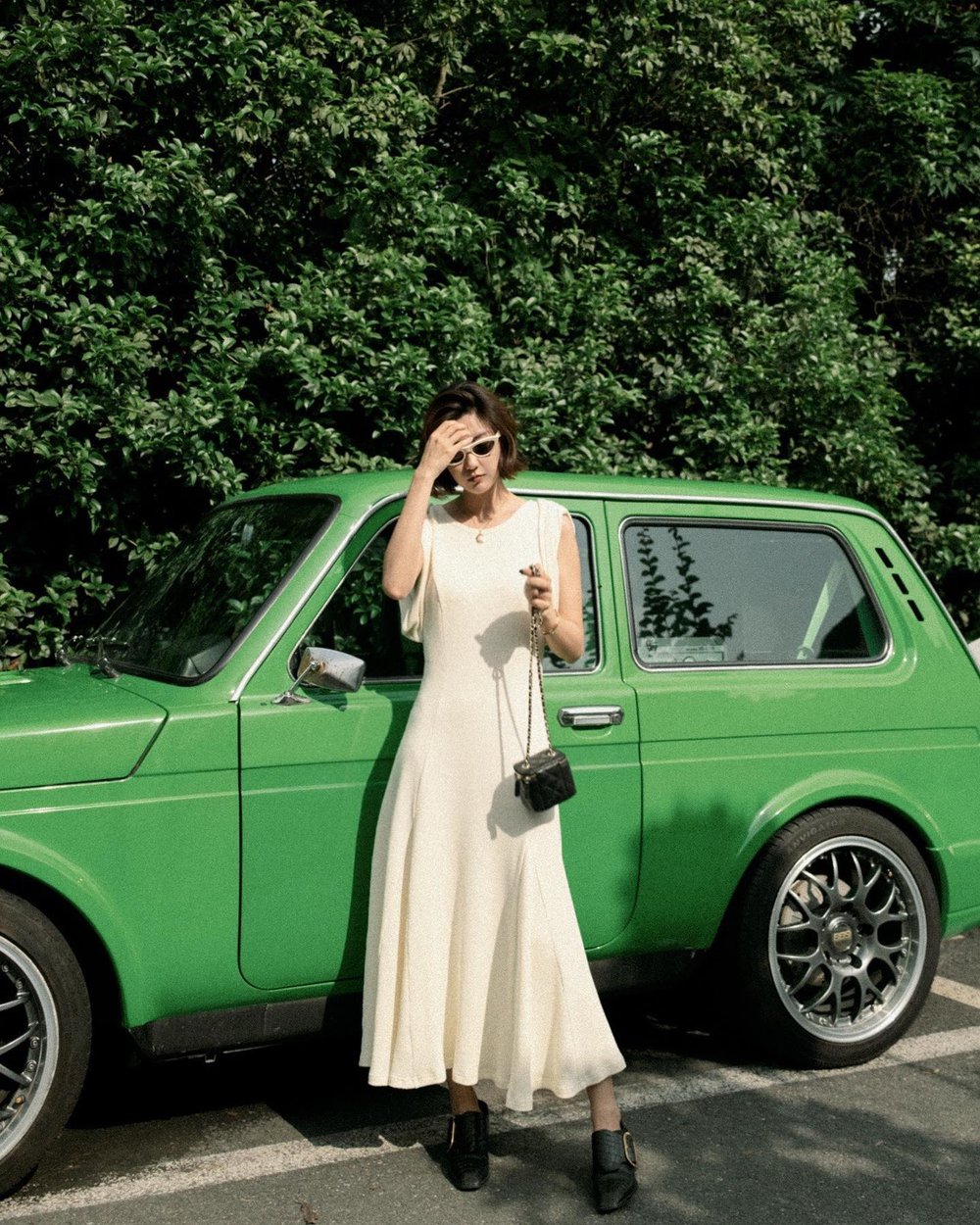 5 mẫu váy liền nên sắm để trông thật nổi bật dịp Tết 2023-1