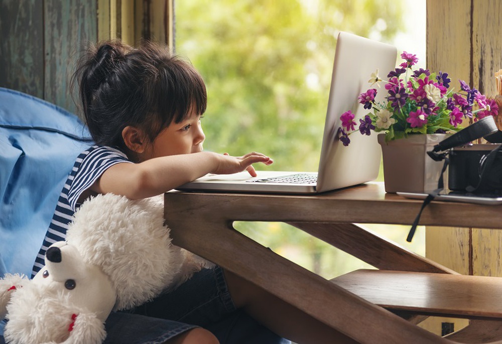 Con 2 lần bị đuổi học, 3 lần chuyển trường: Bố là giáo sư phản ứng bất ngờ, thay đổi cả cuộc đời con-2