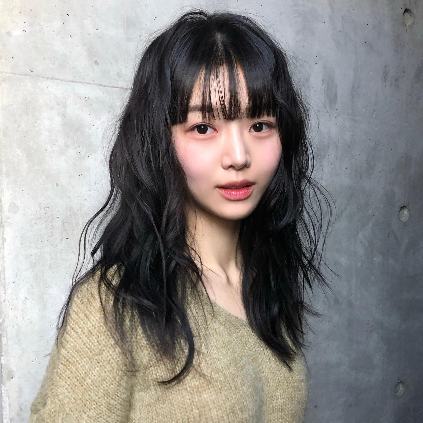 5 kiểu tóc ngang vai chuẩn mốt cho Tết 2023-10