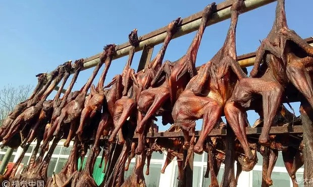 Hé lộ sự thật đằng sau món gà hong gió đại gia đua nhau ăn-6