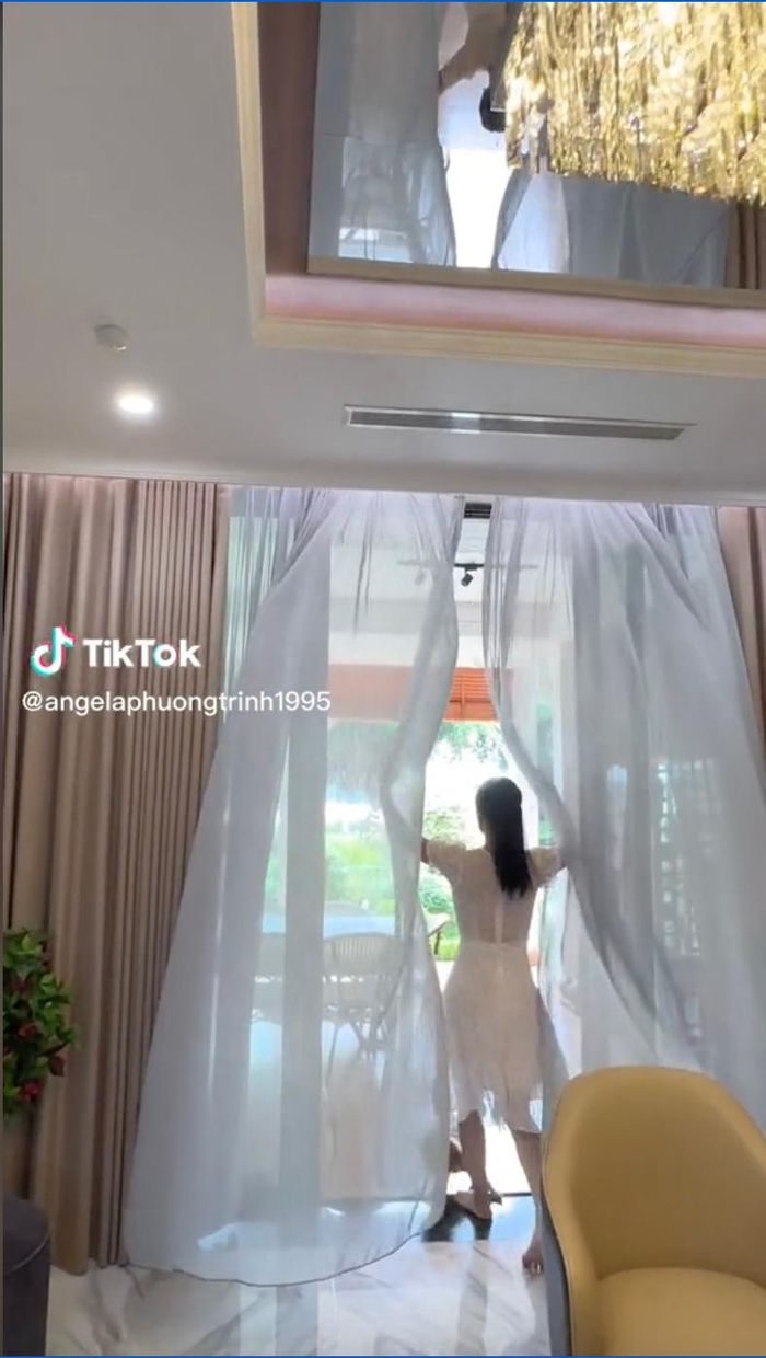 Cận cảnh biệt thự 15 tỷ Angela Phương Trinh mua để lấy hên, khác hẳn căn biệt thự 5 tỷ mua cách đây 4 năm-4