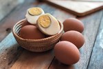 Thói quen thường gặp khi bảo quản trứng gây hại cho gan