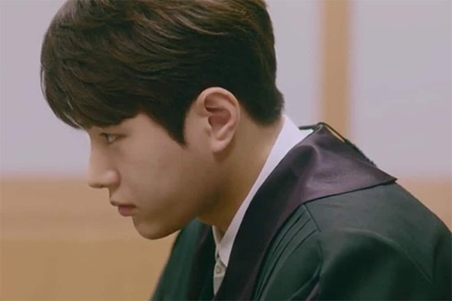 Gặp bạn gái cũ tại buổi họp lớp, đọc tin nhắn của cô ấy, tôi mỉm cười xóa số-1