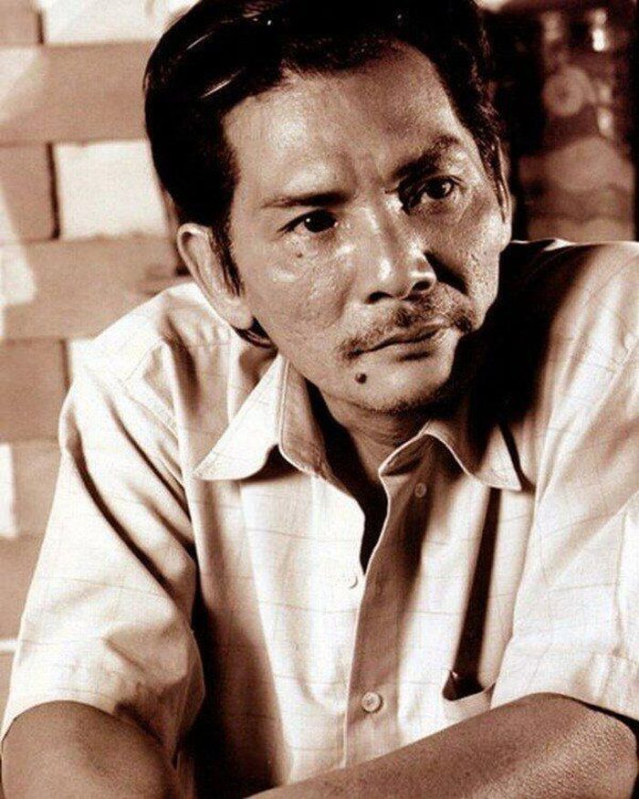 Thương Tín lộ diện sau vụ ngã xe máy giữa đường-4