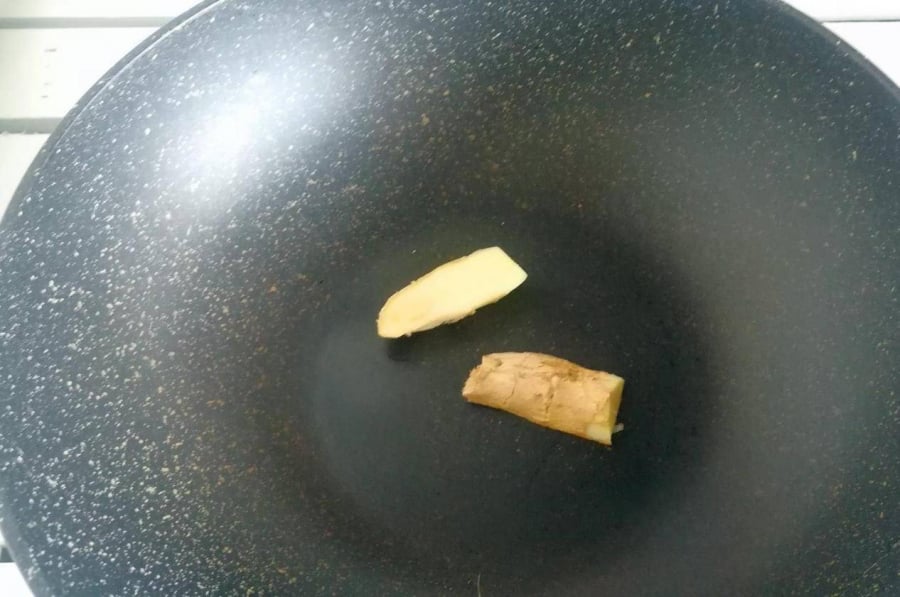 Đặt vài lát gừng dưới gối trước khi đi ngủ, nhận ngay lợi ích tuyệt vời, cả nam và nữ đều cần-5